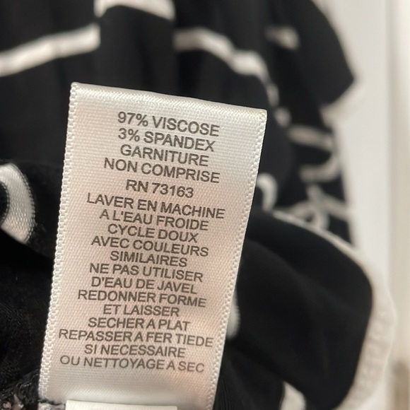 Cable & Gauge Striped Ruffle Sleeve Top - Picture 5 of 6